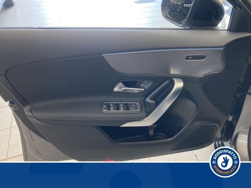 Mercedes-Benz A 180 2024