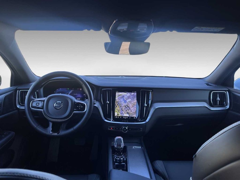 Volvo V60 2023