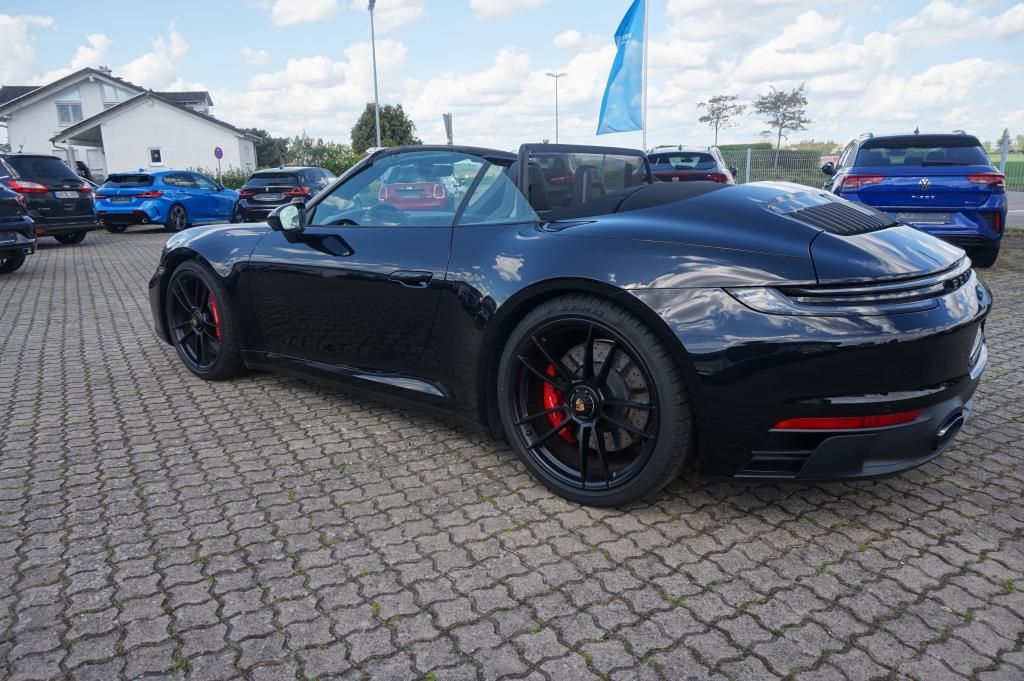 Porsche 992 2024