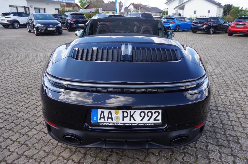 Porsche 992 2024