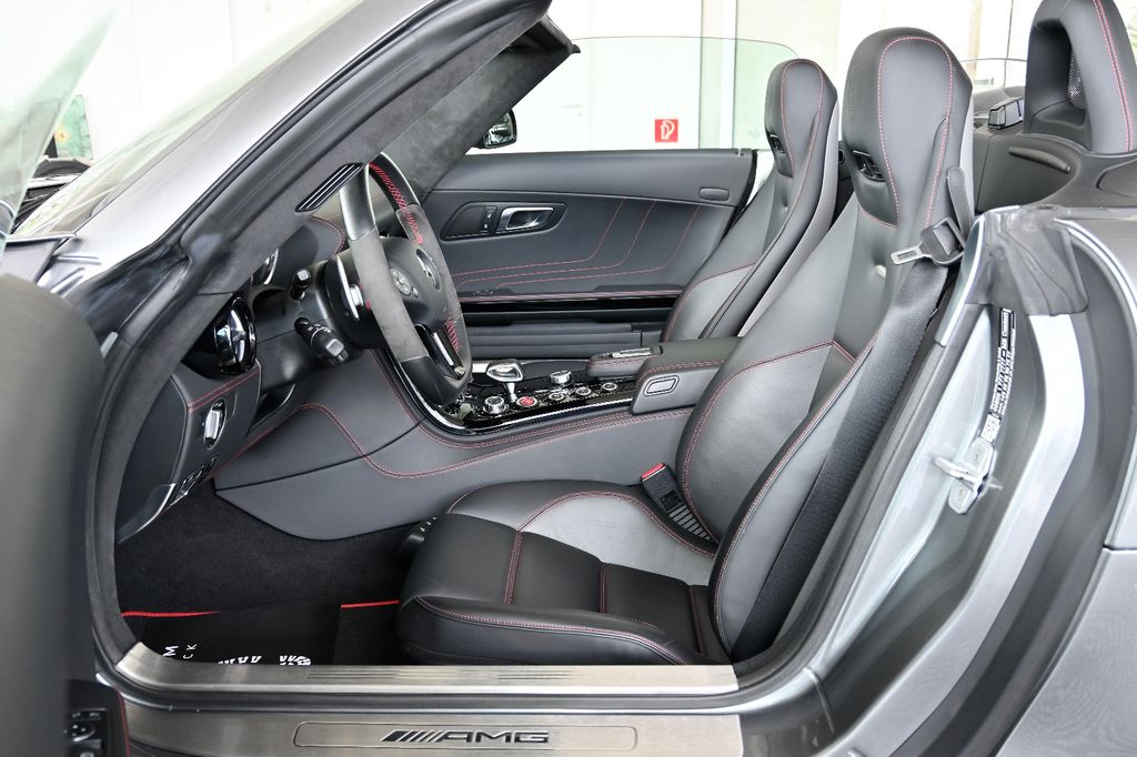 Mercedes-Benz SLS AMG 2014