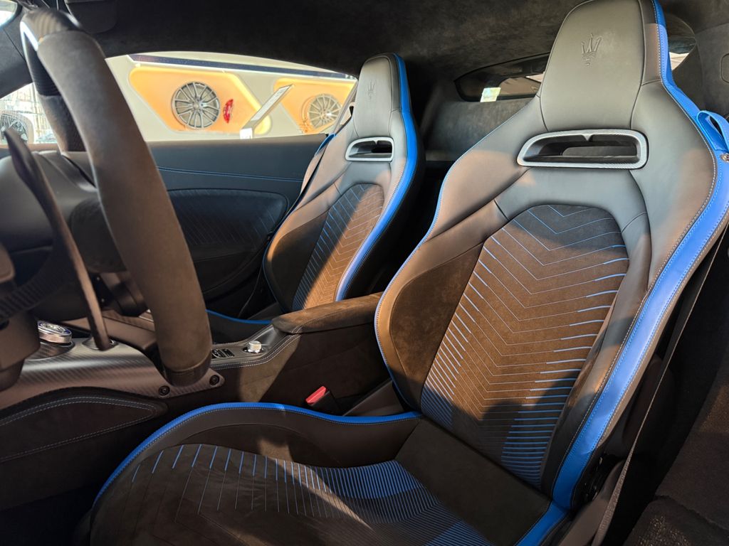 Maserati MC20 2021