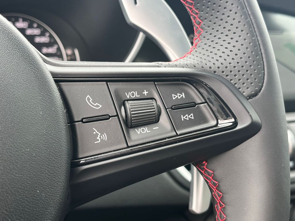 Alfa Romeo Giulia 2023