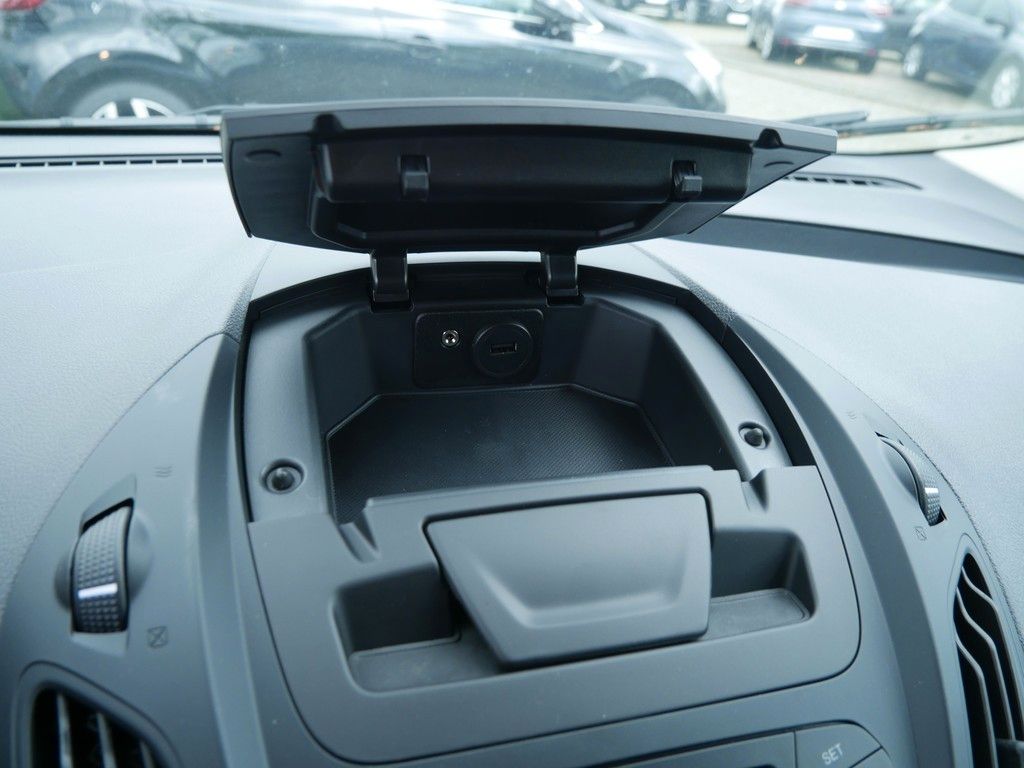 Ford Transit 2023