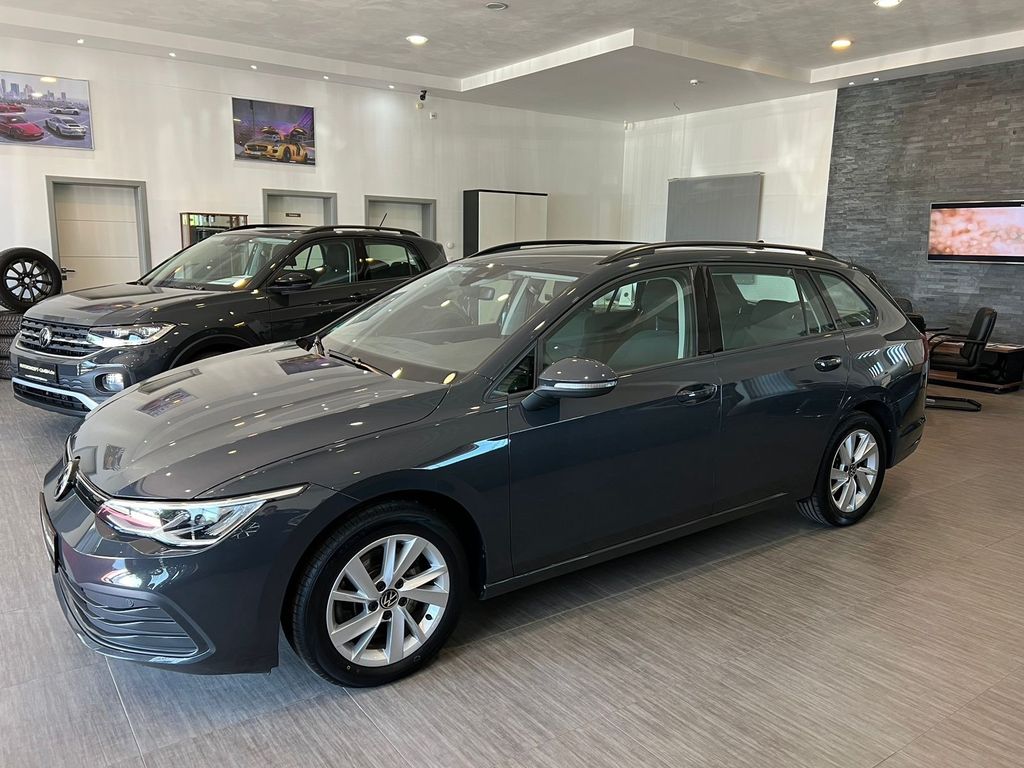 Volkswagen Golf 2021