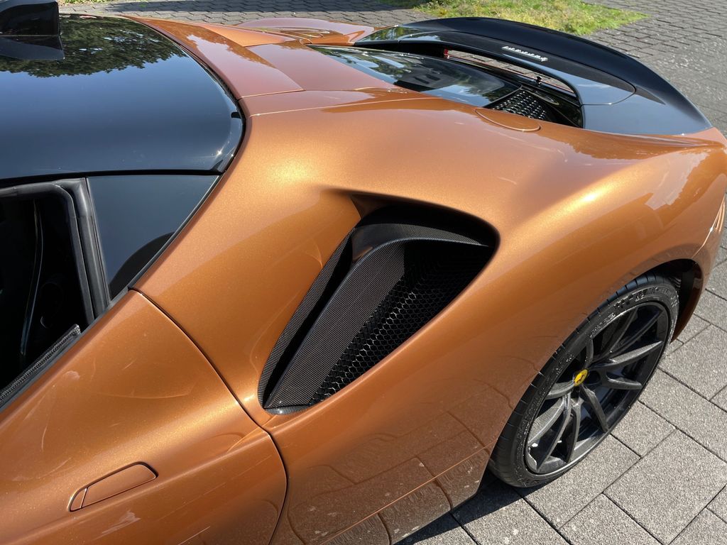 Ferrari SF90 2023