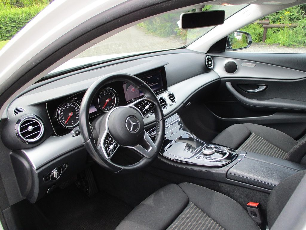 Mercedes-Benz E 300 2020