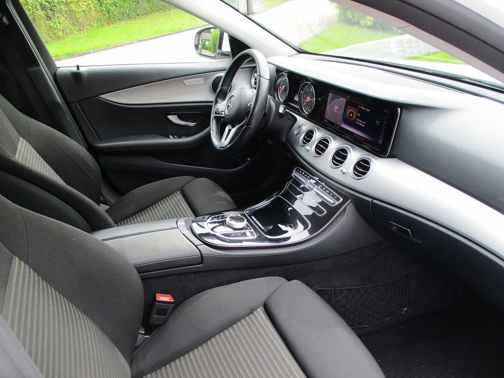 Mercedes-Benz E 300 2020