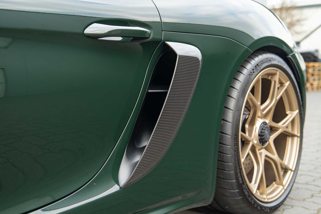 Porsche Boxster 2024