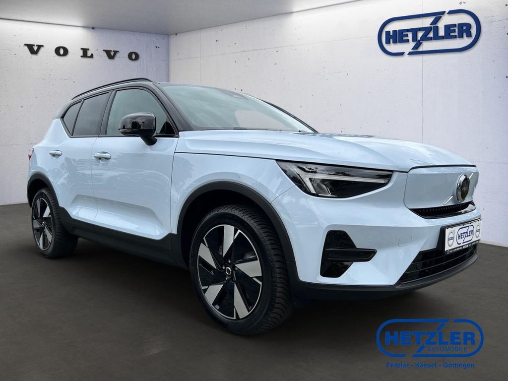 Volvo XC40 2025