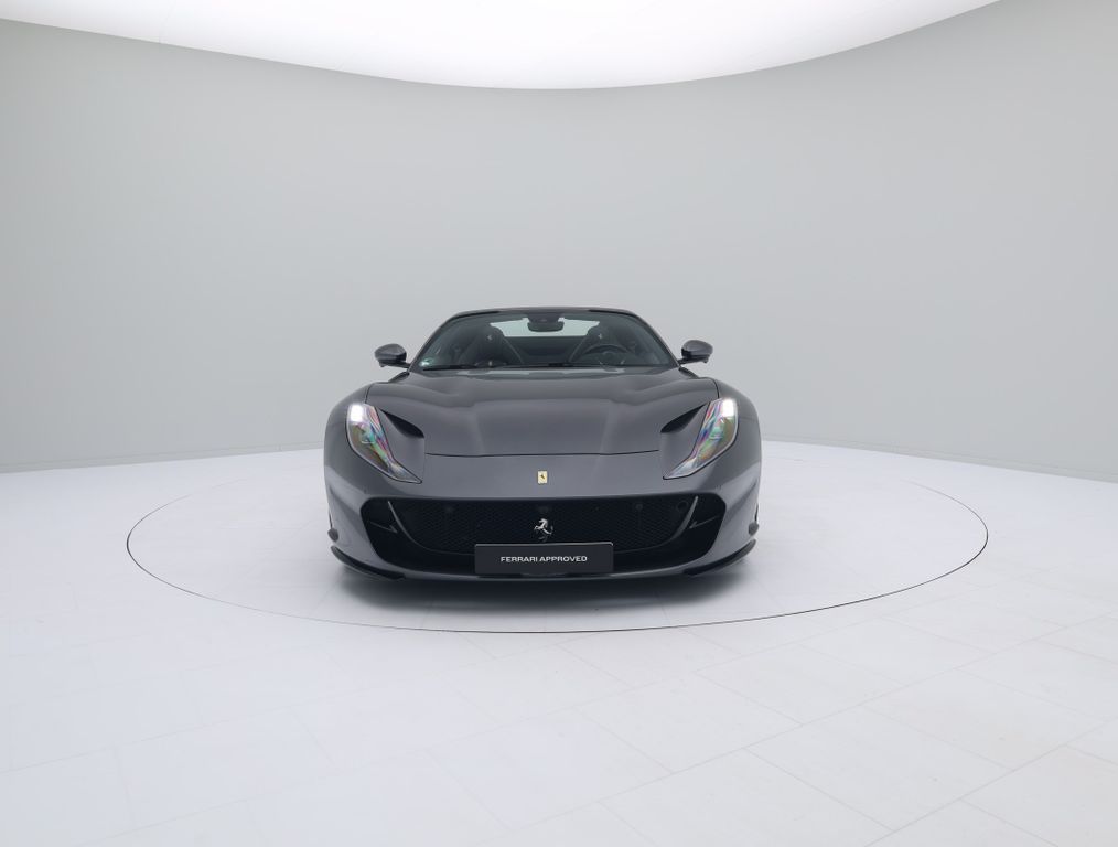 Ferrari 812 2022