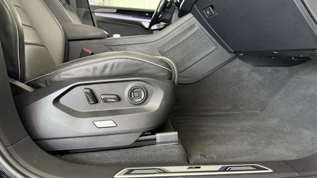 Volkswagen Touareg 2021