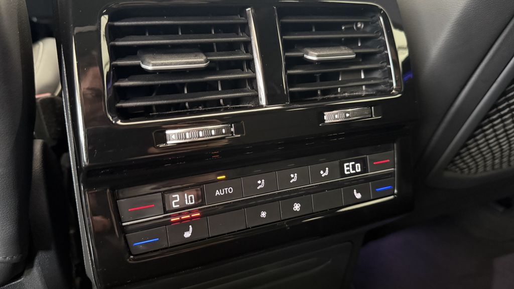 Volkswagen Touareg 2021
