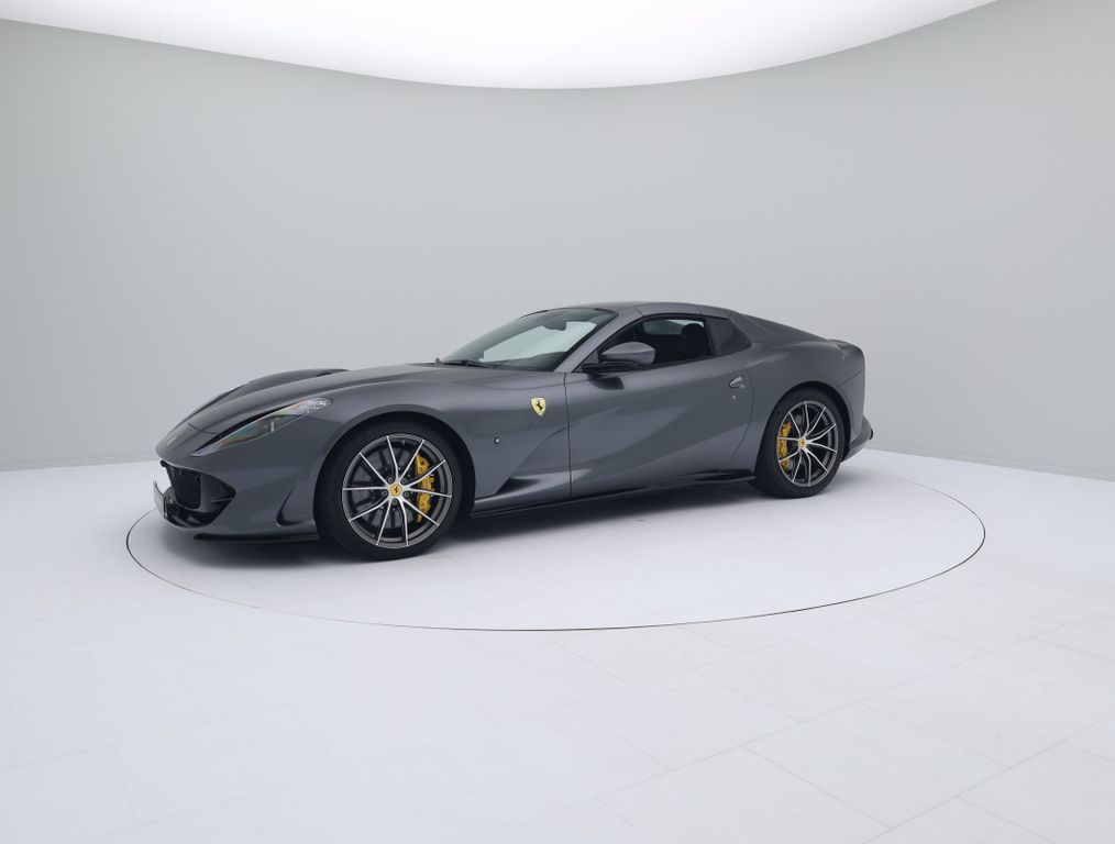 Ferrari 812 2022