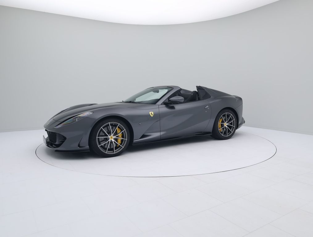 Ferrari 812 2022
