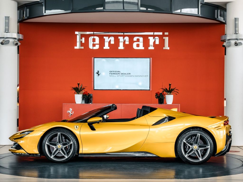 Ferrari SF90 2023