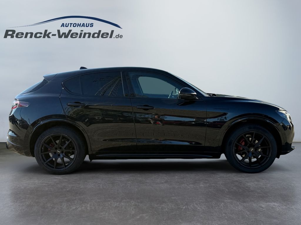 Alfa Romeo Stelvio 2023