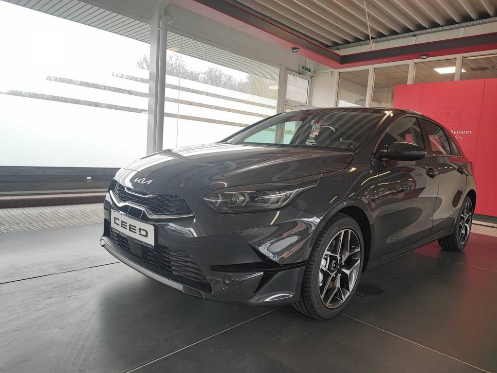 Kia cee'd / Ceed 2025