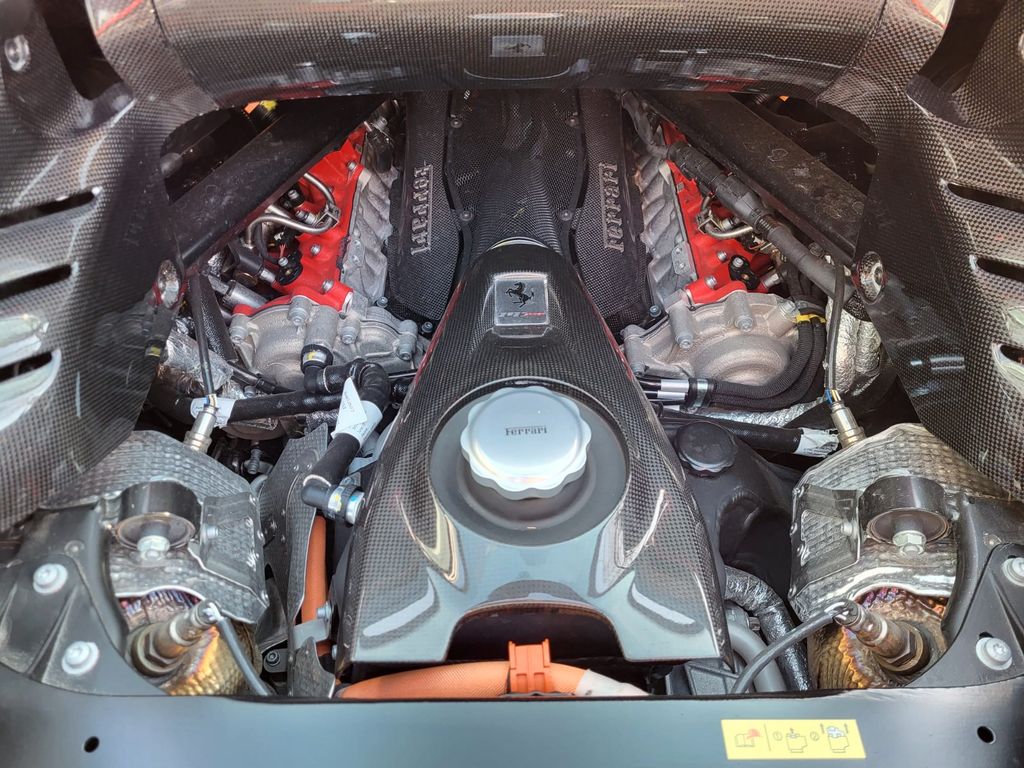 Ferrari SF90 2023