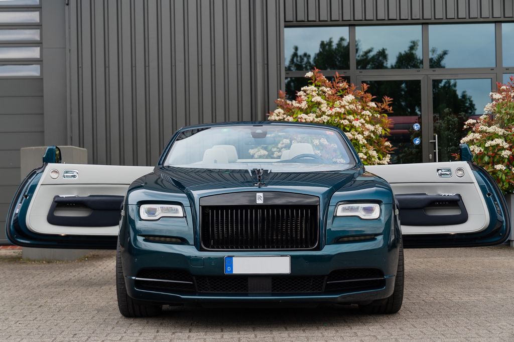 Rolls-Royce Dawn 2017