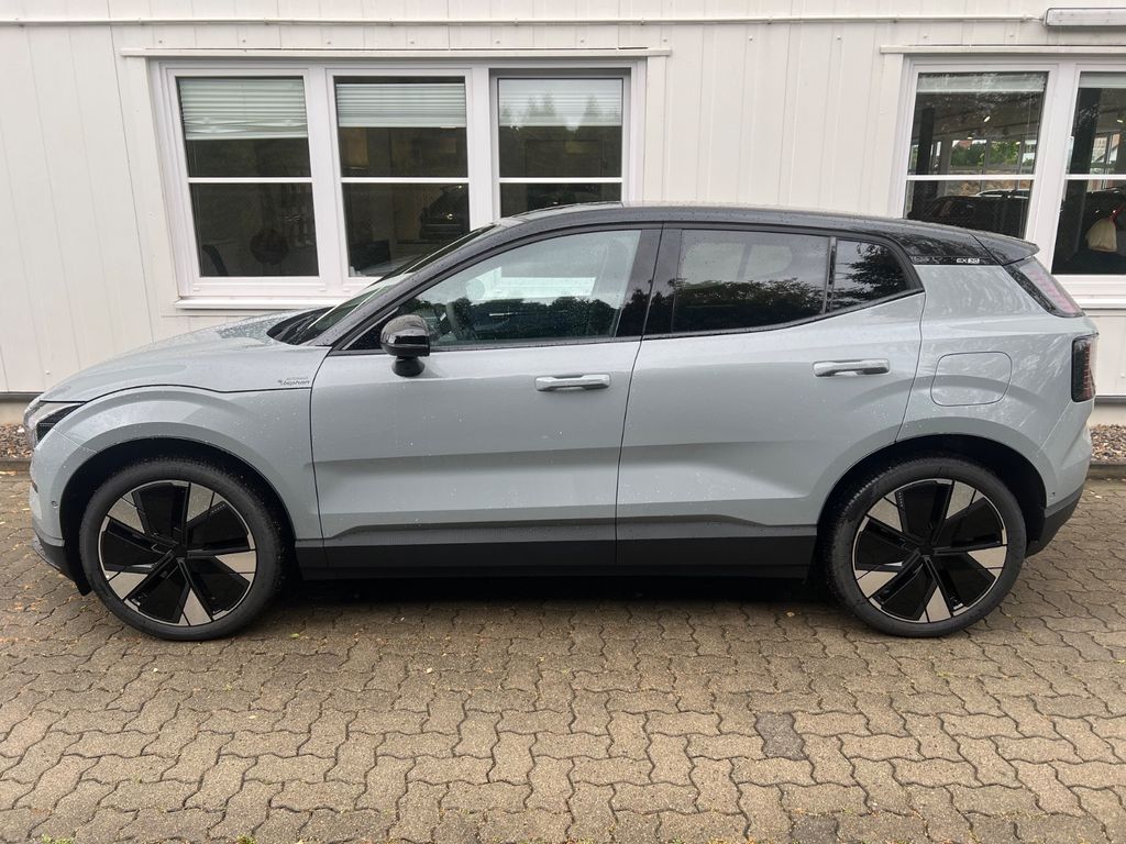 Volvo EX30 2025
