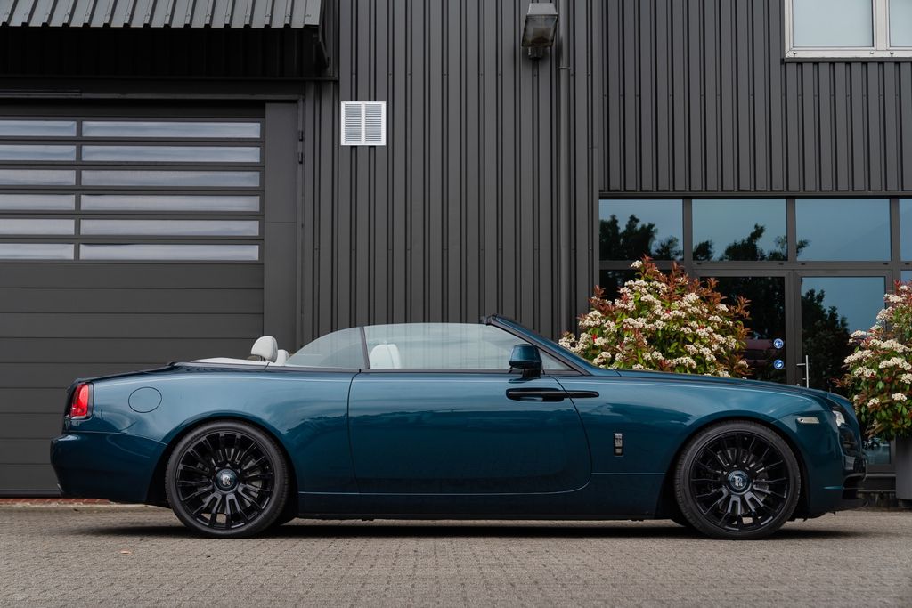 Rolls-Royce Dawn 2017