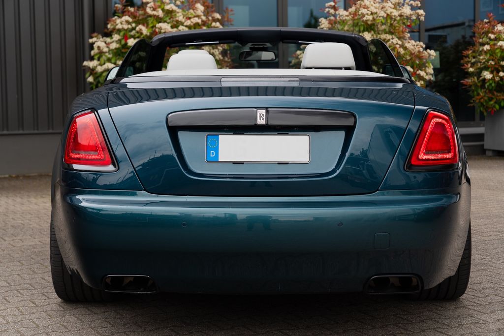 Rolls-Royce Dawn 2017