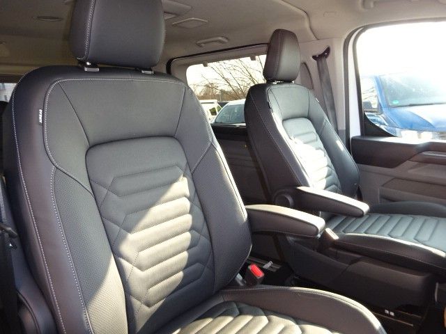 Ford Tourneo Custom 2025