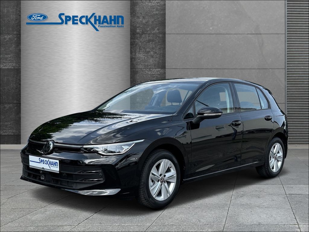 Volkswagen Golf 2024