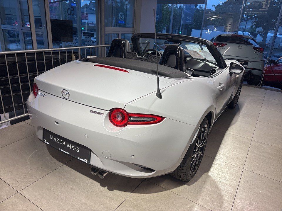 Mazda MX-5 2024