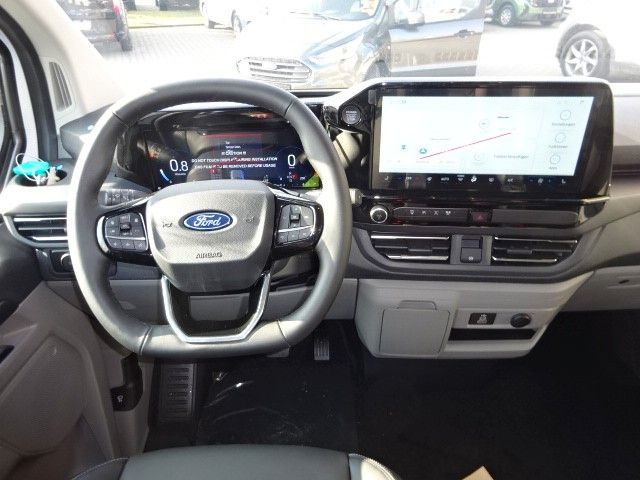 Ford Tourneo Custom 2025