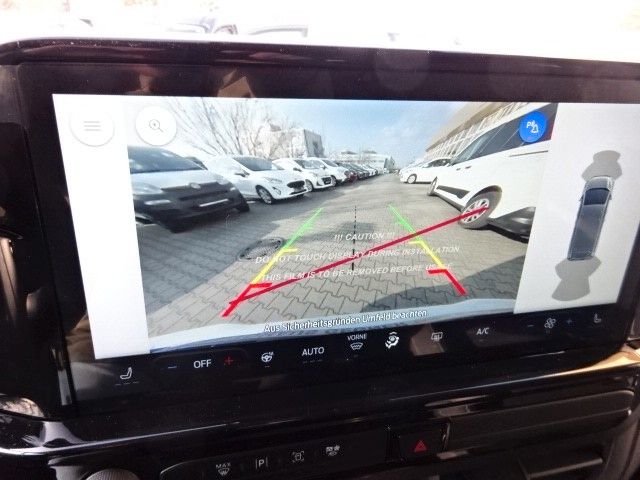 Ford Tourneo Custom 2025