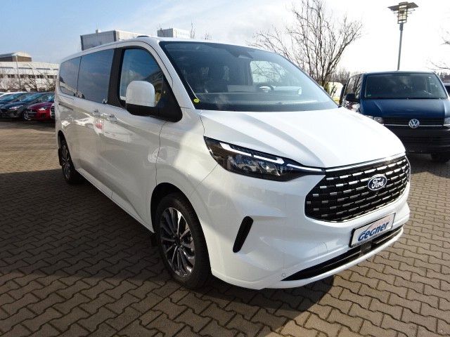 Ford Tourneo Custom 2025