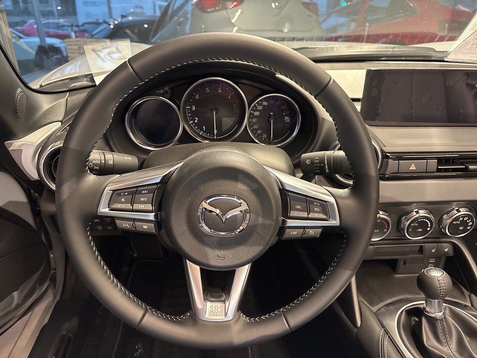 Mazda MX-5 2024