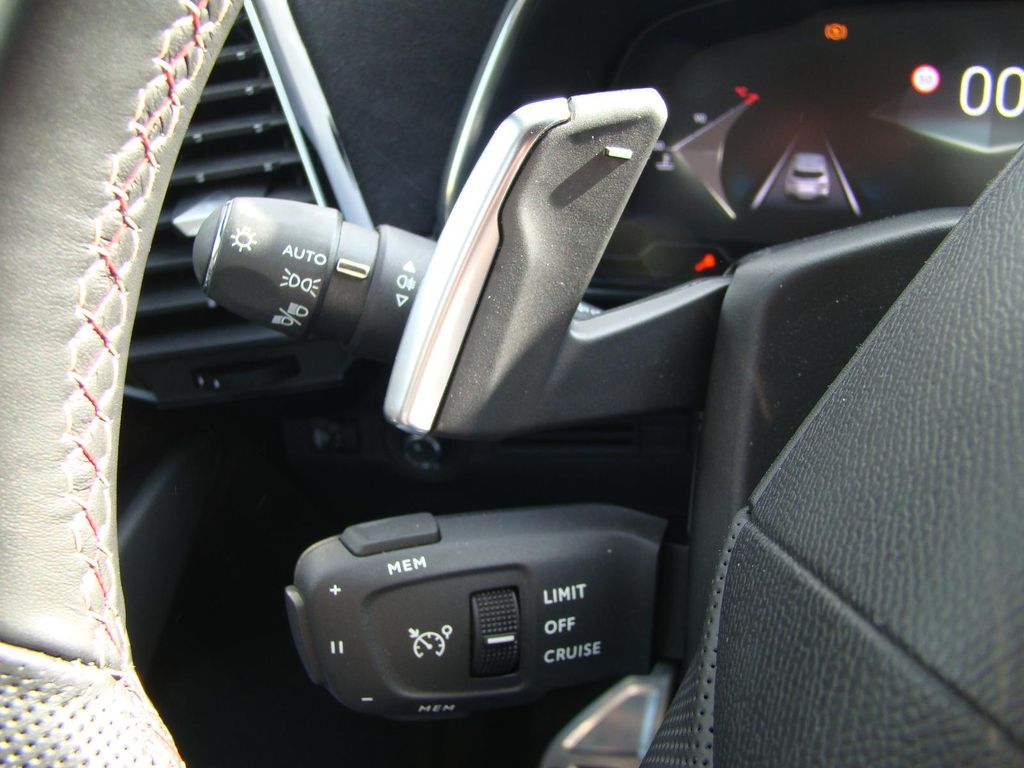 DS Automobiles DS7 (Crossback) 2023