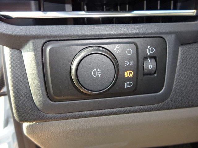 Ford Tourneo Custom 2025