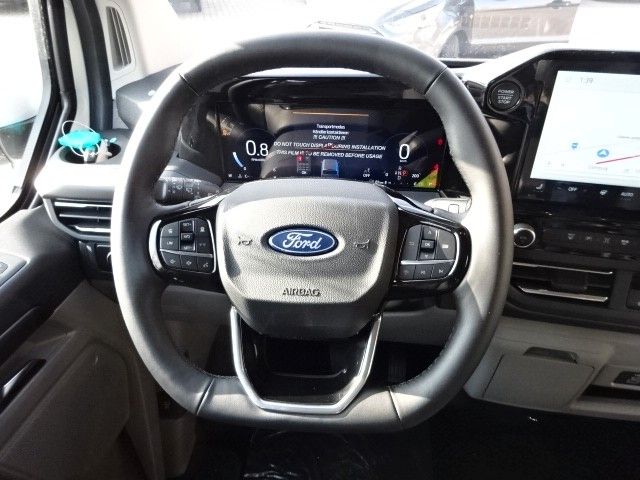 Ford Tourneo Custom 2025