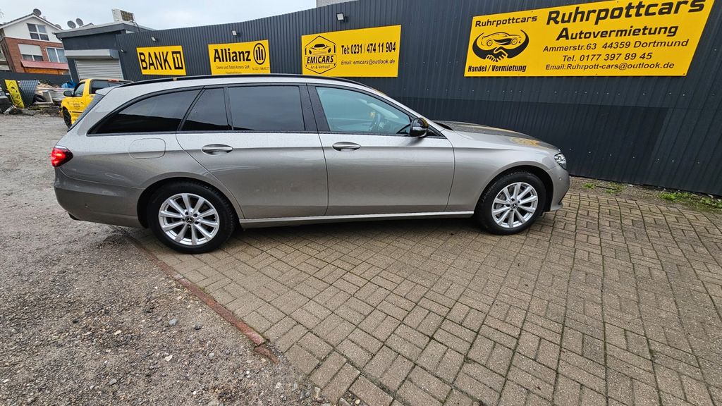 Mercedes-Benz E 220 2021