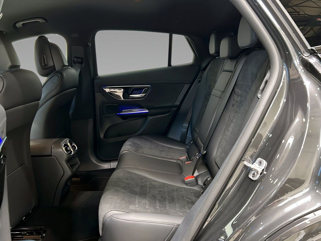 Mercedes-Benz GLC 300 2025