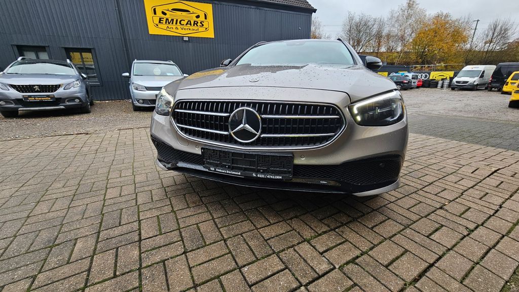 Mercedes-Benz E 220 2021