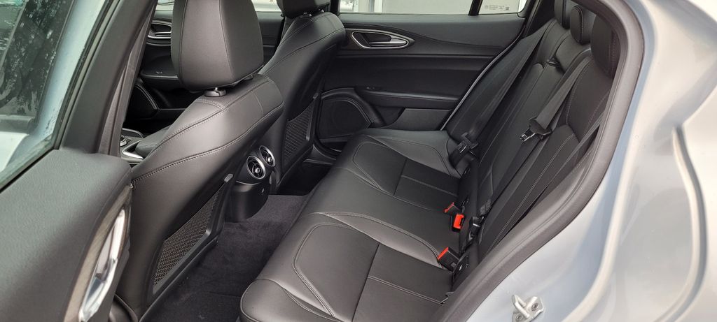 Alfa Romeo Giulia 2023