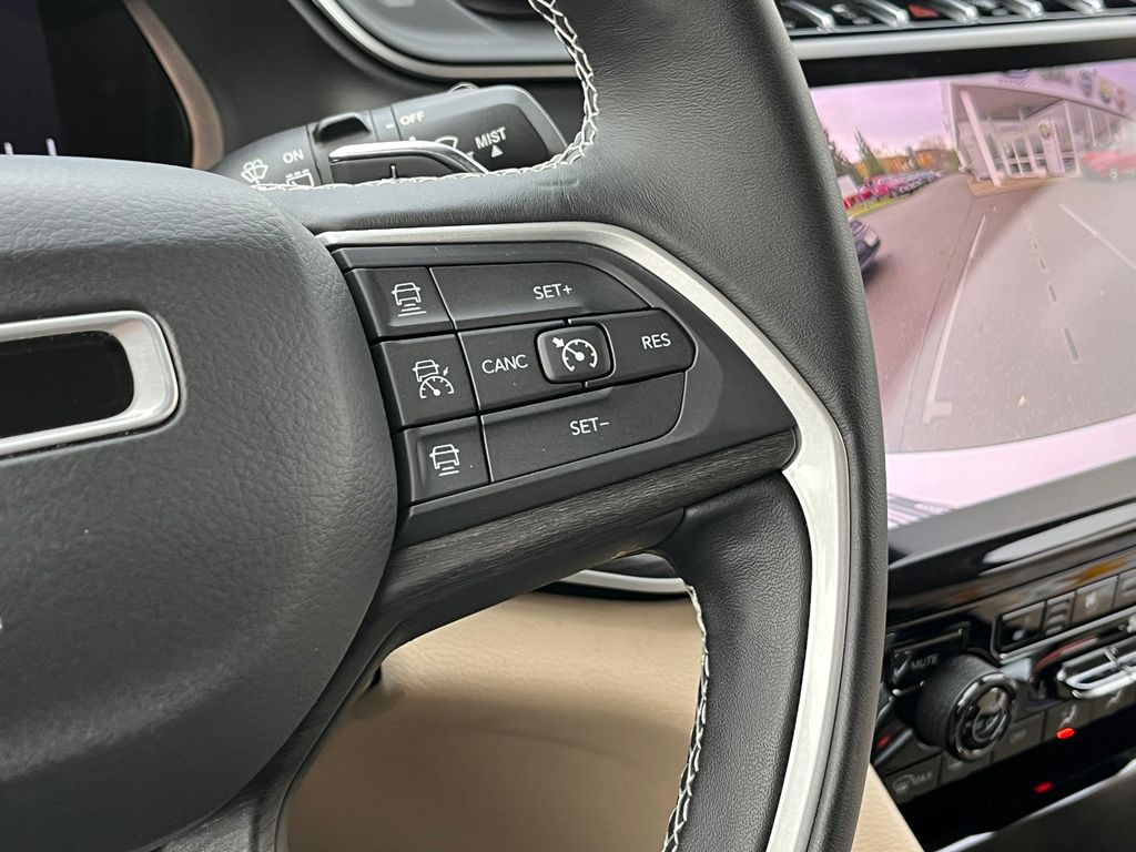 Jeep Grand Cherokee 2024