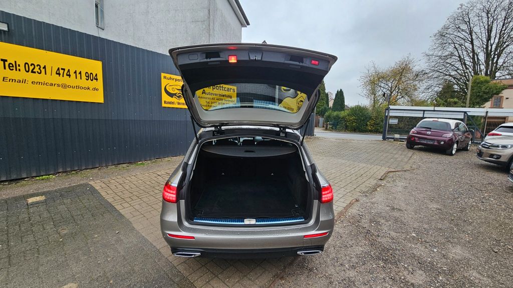 Mercedes-Benz E 220 2021