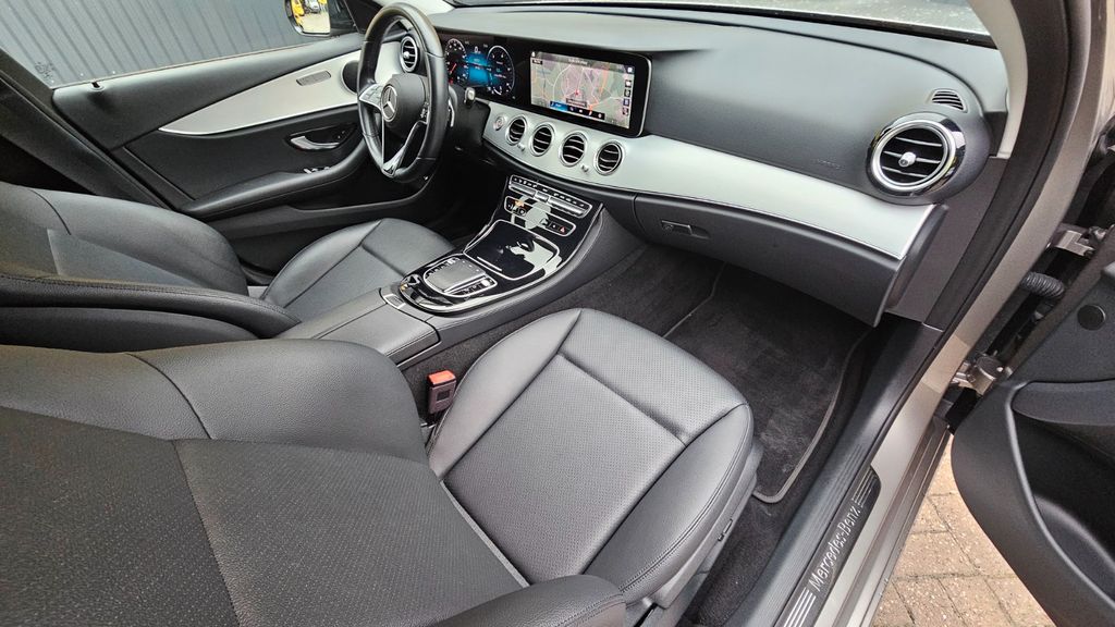 Mercedes-Benz E 220 2021