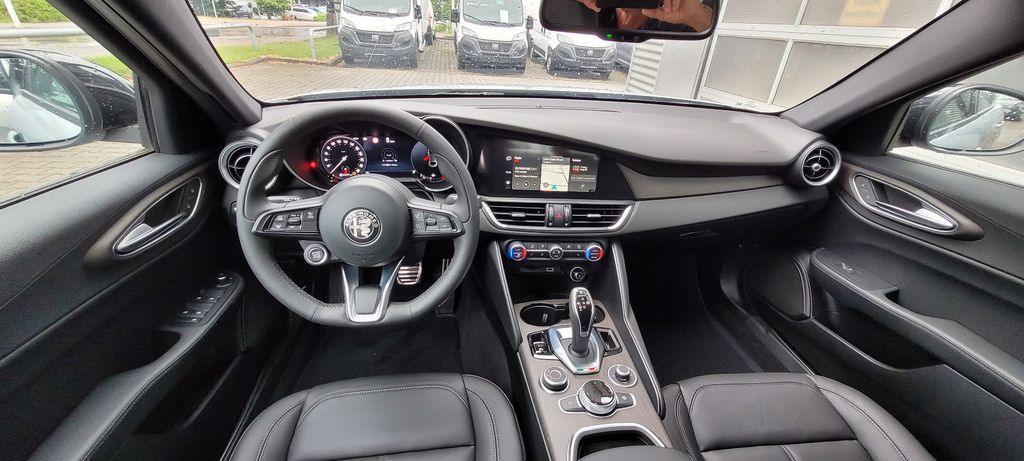 Alfa Romeo Giulia 2023