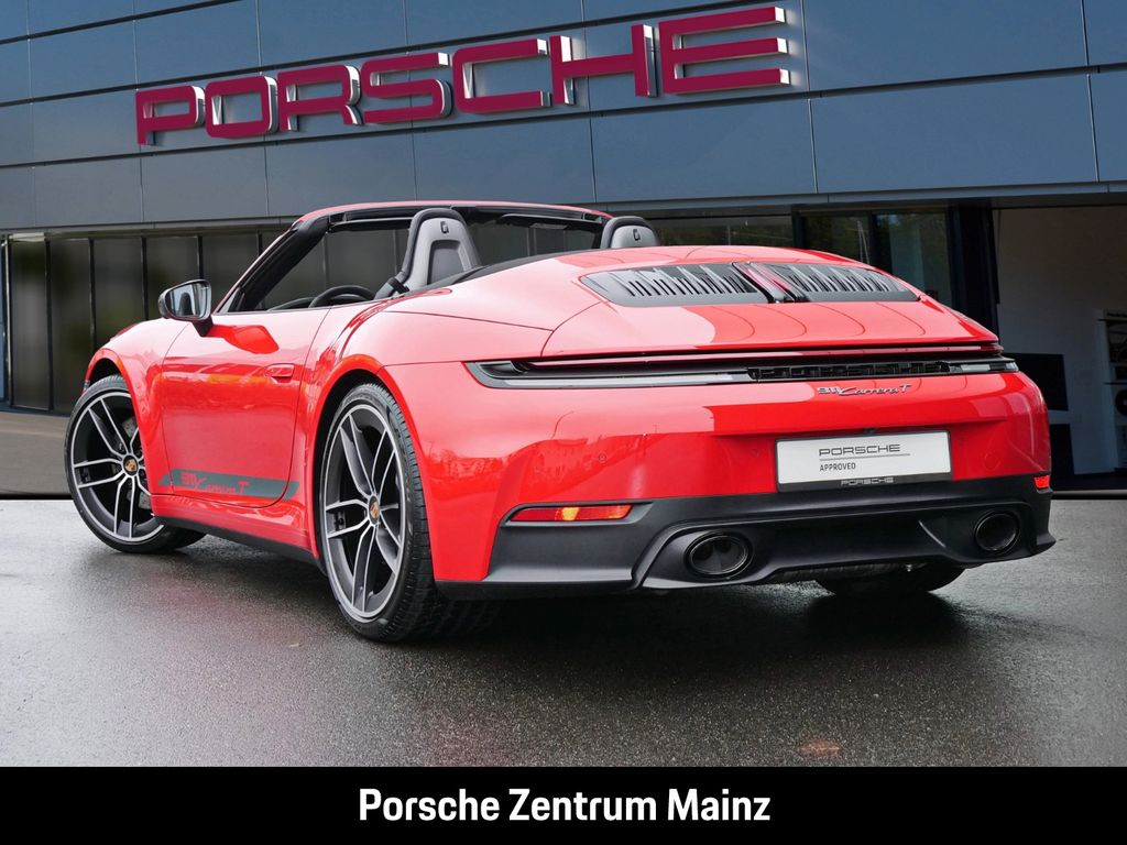 Porsche 992 2025