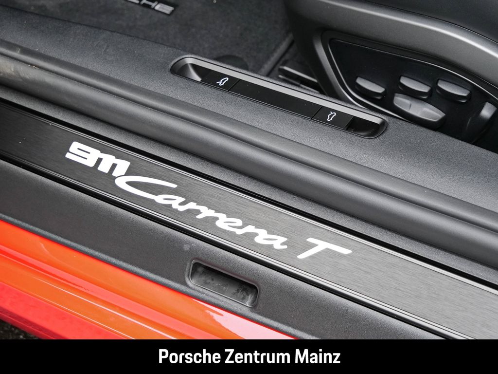 Porsche 992 2025