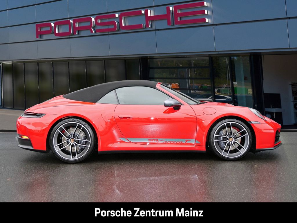 Porsche 992 2025