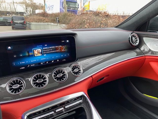 Mercedes-Benz AMG GT 2023