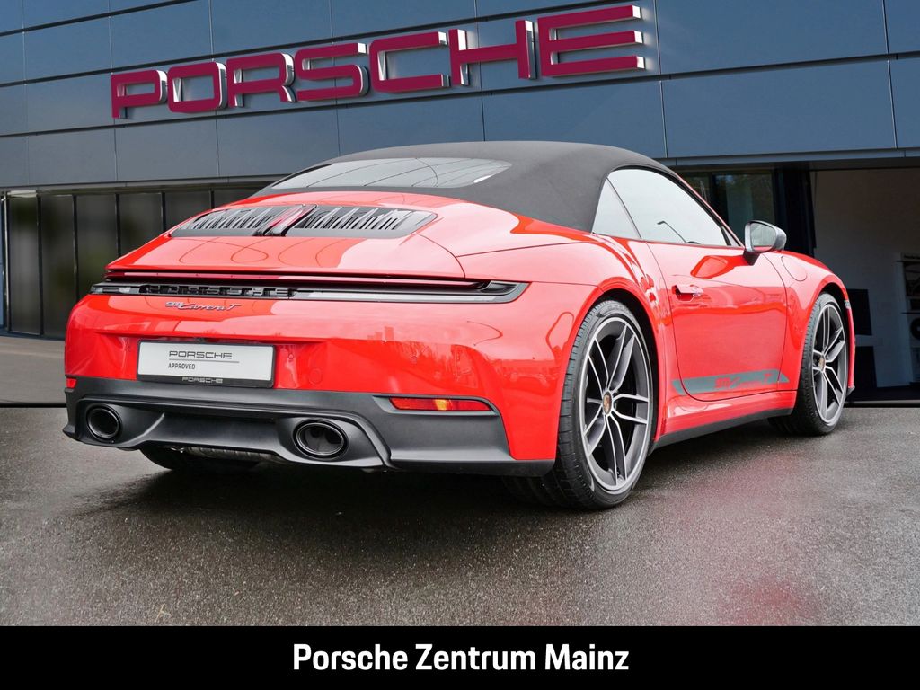 Porsche 992 2025